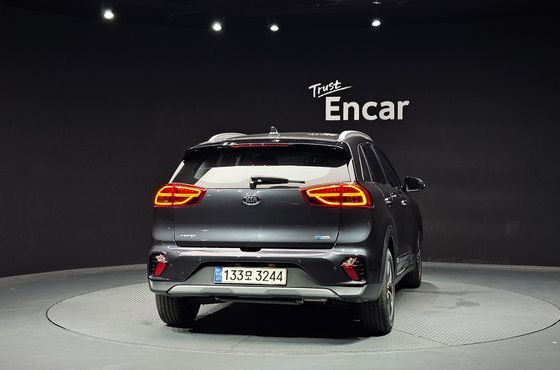 Kia Niro 1.6 HEV Noblesse Special — пробег 39 679 км — фото 4 из 5