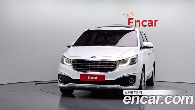 Kia Carnival 7-seater Limousine VIP — пробег 100 778 км — фото 3 из 5