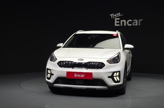 Kia Niro 1.6 HEV Prestige — пробег 165 146 км — фото 3 из 5