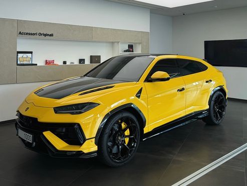 Lamborghini Urus 4.0 V8 Performante — пробег 9 800 км — фото 1 из 5