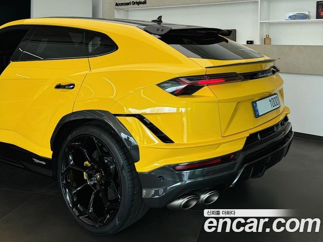 Lamborghini Urus 4.0 V8 Performante — пробег 9 800 км — фото 5 из 5