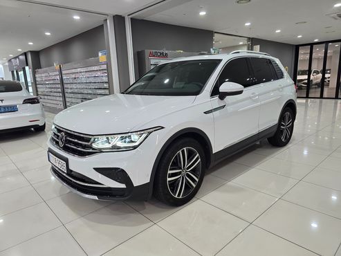 Volkswagen Tiguan 2.0 TDI Prestige — пробег 26 014 км — фото 1 из 5