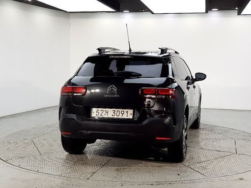 Citroen-DS C4 CACTUS 1.6 BlueHDi Shine — пробег 100 048 км — фото 3 из 5