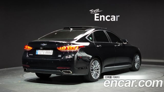 Hyundai Genesis из Кореи Encar