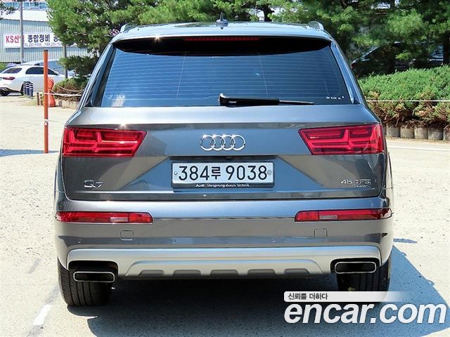 Audi Q7 45 TFSI Quattro — пробег 104 142 км — фото 4 из 5