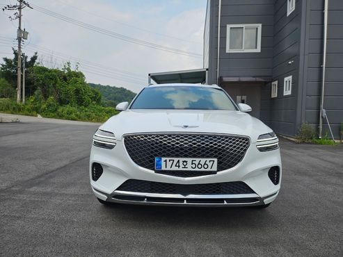 Genesis GV70 2.5T Gasoline AWD — пробег 31 000 км — фото 1 из 5