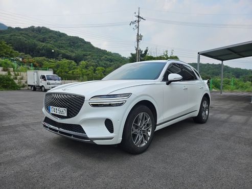 Genesis GV70 2.5T Gasoline AWD — пробег 31 000 км — фото 3 из 5