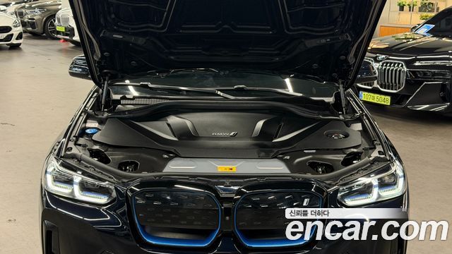 BMW iX3 из Кореи Encar