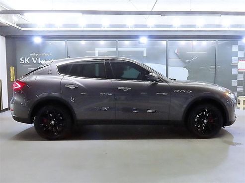 Maserati Levante 3.0 Diesel AWD Premium — пробег 140 910 км — фото 3 из 5