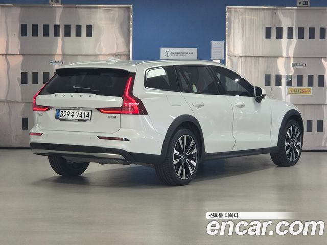 Volvo V60 из Кореи Encar