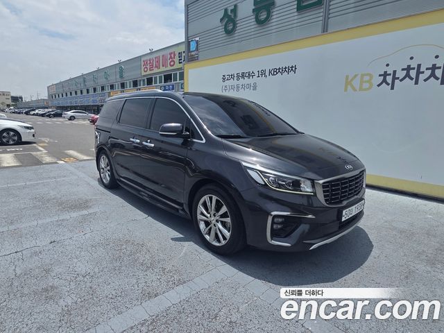 Kia Carnival из Кореи Encar
