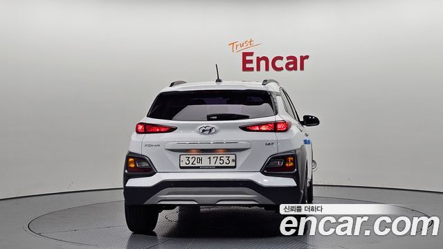 Hyundai Kona из Кореи Encar