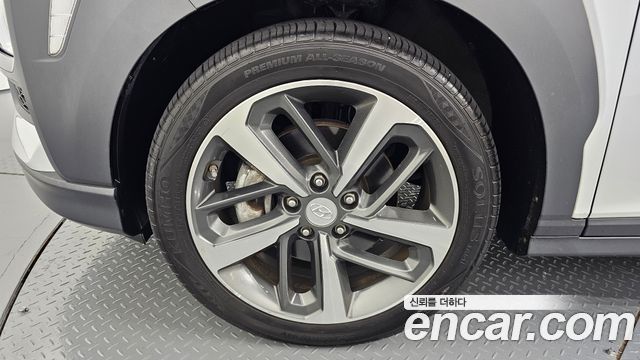 Hyundai Kona из Кореи Encar