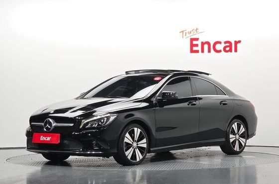 Mercedes-Benz CLA-Class CLA250 4MATIC — пробег 28 646 км — фото 1 из 5