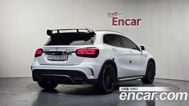 Mercedes-Benz GLA-Class GLA45 AMG 4MATIC — пробег 57 581 км — фото 2 из 5