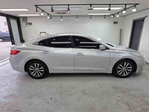 Hyundai Grandeur HG240 Luxury — пробег 67 706 км — фото 4 из 5
