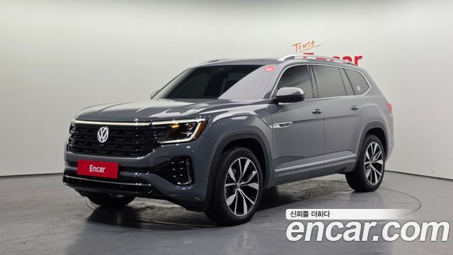 Volkswagen Atlas 2.0 TSI R-LINE 7-Seater — пробег 2 803 км — фото 1 из 5