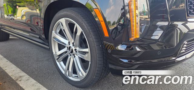 Cadillac Escalade 6.2 ESV ESV Sports Platinum — пробег 9 000 км — фото 5 из 5