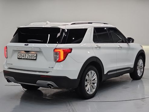 Ford Explorer 2.3 LimIted 4WD — пробег 142 581 км — фото 4 из 5