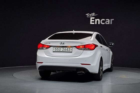 Hyundai AVANTE 1.6 VGT Modern Standard — пробег 159 838 км — фото 4 из 5