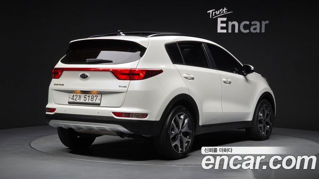 Kia Sportage из Кореи Encar