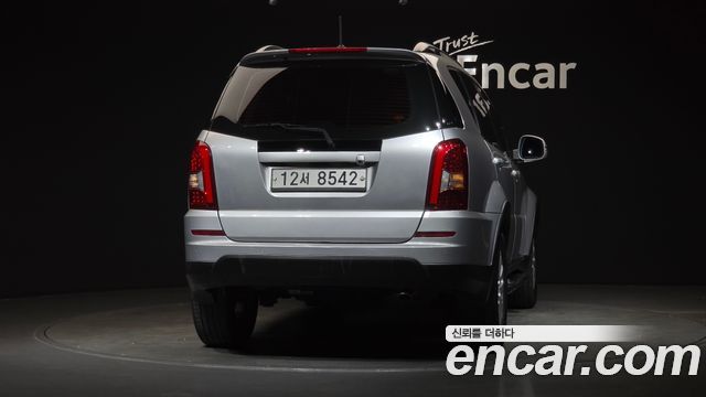 Ssangyong Rexton 2.2 4WD RX7 Deluxe — пробег 154 728 км — фото 4 из 5
