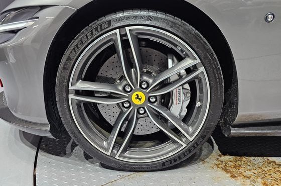 Ferrari Roma 3.9 — пробег 11 863 км — фото 5 из 5