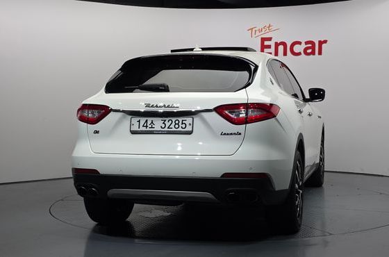Maserati Levante 3.0 AWD — пробег 74 815 км — фото 4 из 5
