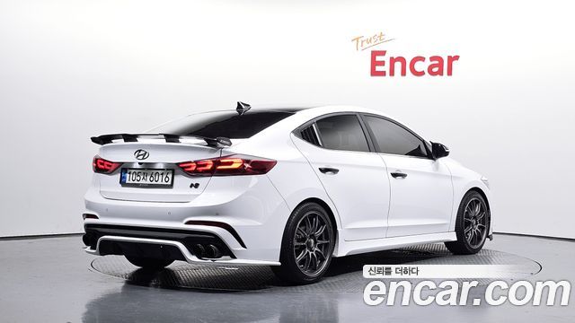 Hyundai AVANTE из Кореи Encar