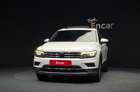 Volkswagen Tiguan 2.0 TDI Prestige — пробег 172 805 км — фото 3 из 5
