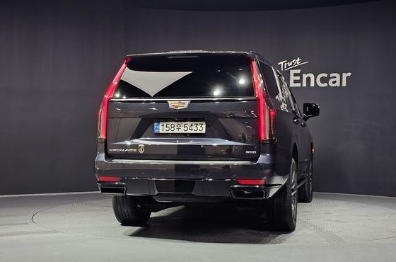 Cadillac Escalade 6.2 Sports Platinum — пробег 54 599 км — фото 4 из 5