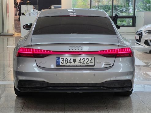 Audi A7 55 TFSI e Quattro Premium — пробег 28 050 км — фото 4 из 5