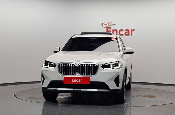 BMW X3 xDrive 20i — пробег 5 185 км — фото 3 из 5