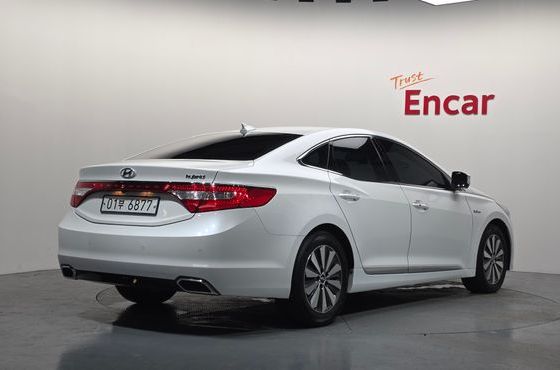 Hyundai Grandeur Premium Collection — пробег 138 350 км — фото 2 из 5