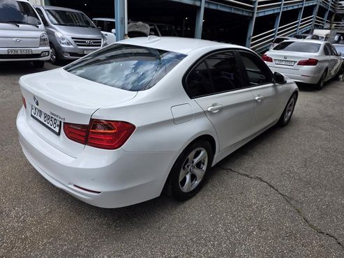 BMW 3-Series 320d ED Edition — пробег 236 336 км — фото 4 из 5