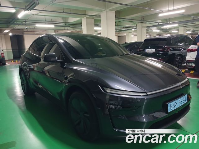 Tesla Model Y Premium RWD — пробег 651 км — фото 2 из 5