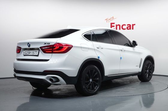 BMW X6 xDrive 35i — пробег 130 323 км — фото 2 из 5