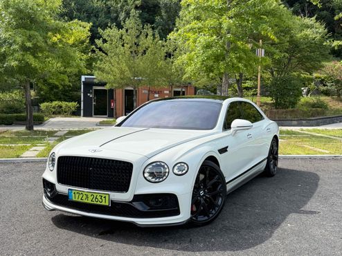Bentley Flying Spur 4.0 S — пробег 16 000 км — фото 1 из 5