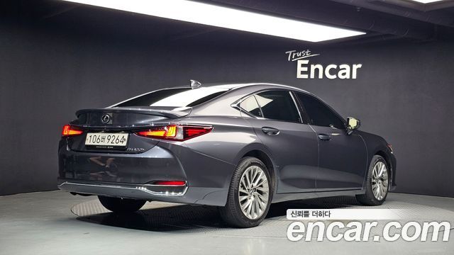 Lexus ES из Кореи Encar