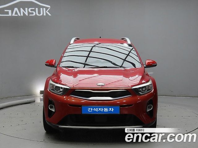 Kia Stonic из Кореи Encar
