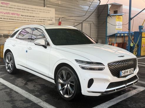 Genesis GV70 2.5T Gasoline 2WD — пробег 70 000 км — фото 3 из 5