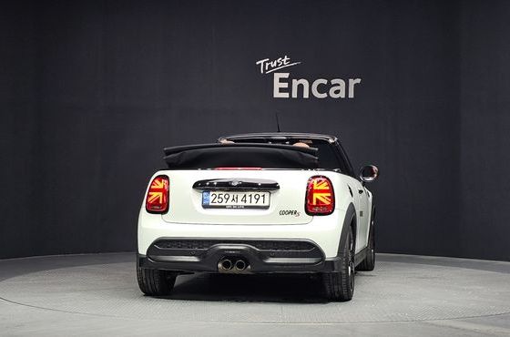 Mini Cooper Convertible Classic Third Generation — пробег 40 298 км — фото 4 из 5