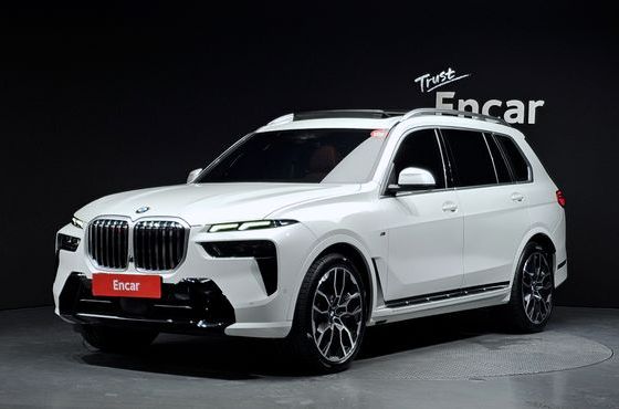 BMW X7 xDrive 40i M Sport 6STR — пробег 66 640 км — фото 1 из 5