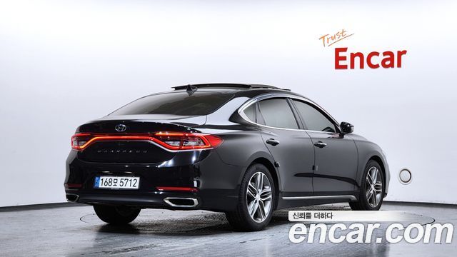 Hyundai Grandeur из Кореи Encar