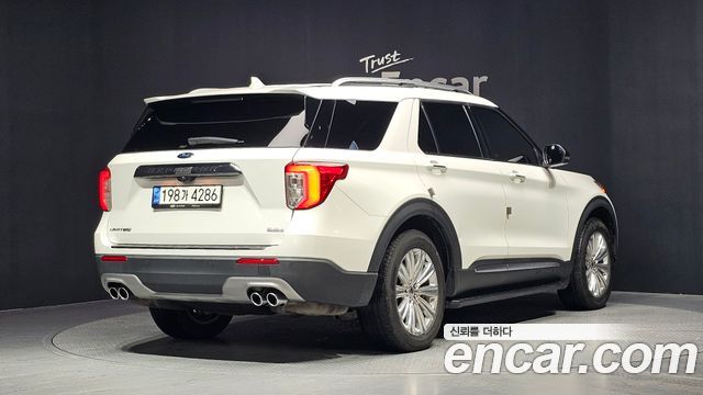 Ford Explorer 3.0 PHEV — пробег 105 622 км — фото 2 из 5