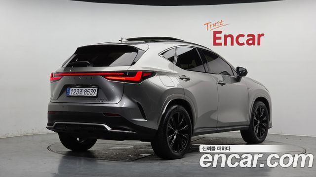 Lexus NX F-Sport — пробег 73 205 км — фото 2 из 5