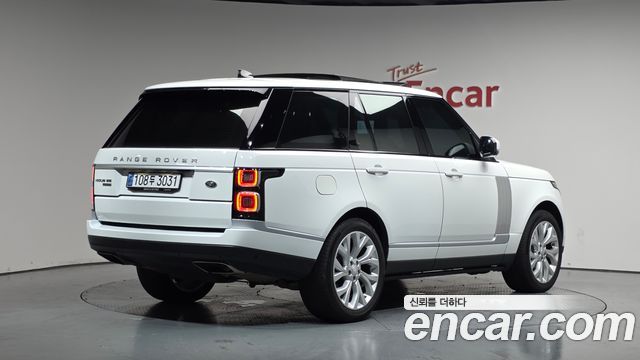 Land Rover Range Rover 5.0 SC Vogue SE — пробег 42 718 км — фото 2 из 5
