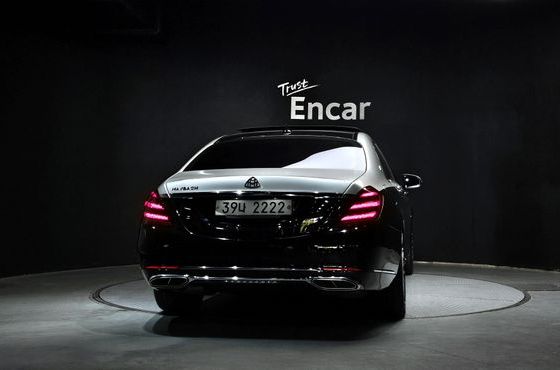 Mercedes-Benz S-Class Maybach S560 4MATIC — пробег 78 339 км — фото 4 из 5