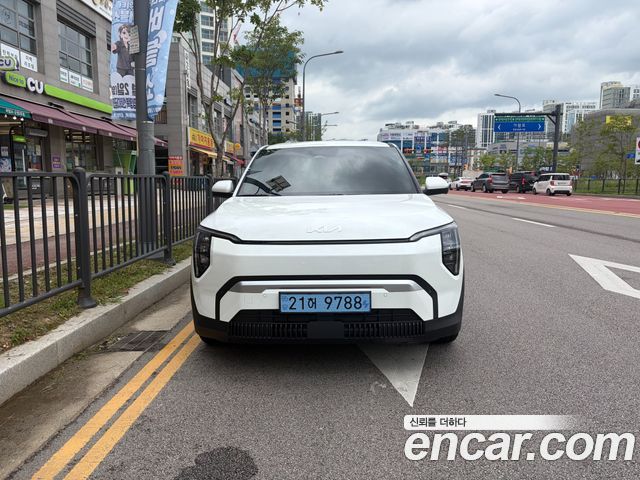 Kia EV3 Standard 2WD Air — пробег 532 км — фото 1 из 5