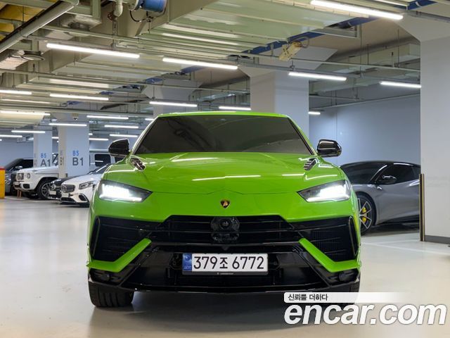 Lamborghini Urus из Кореи Encar